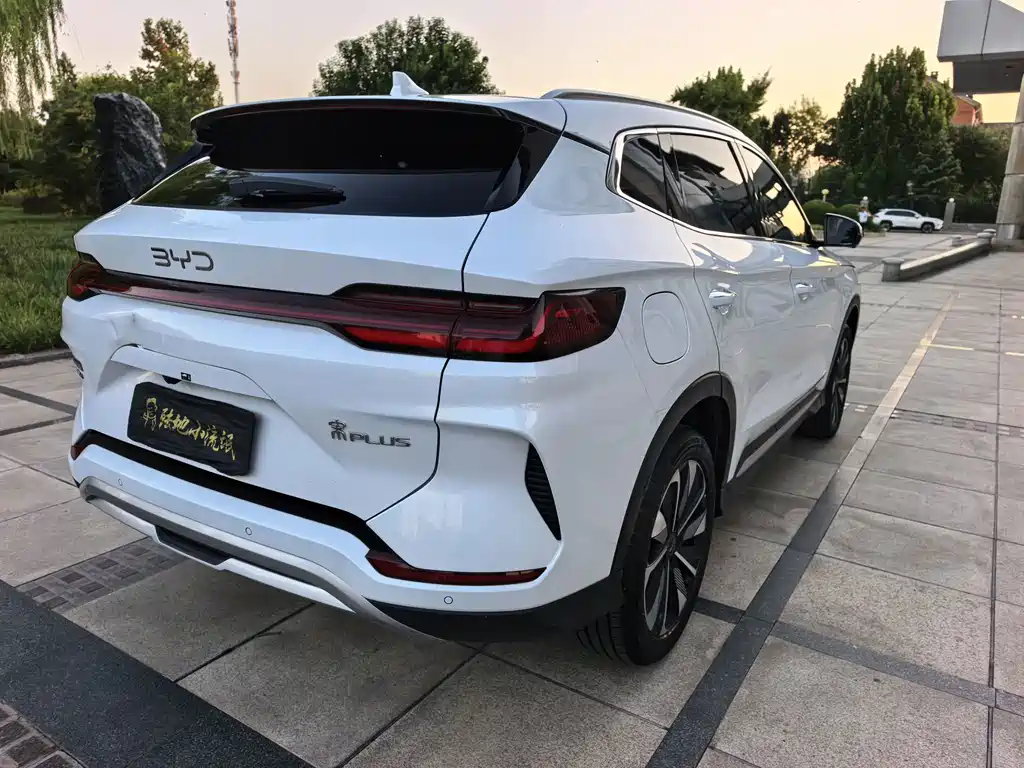 BYD PLUS New Energy — миниатюра 5