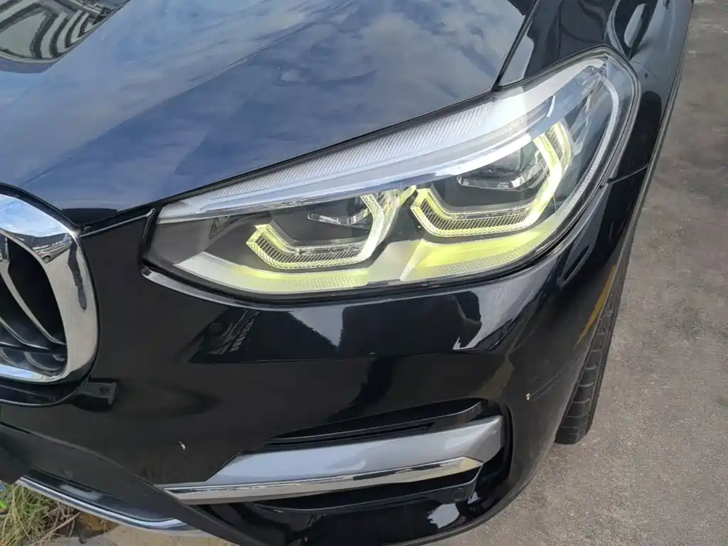 BMW X3 — миниатюра 24