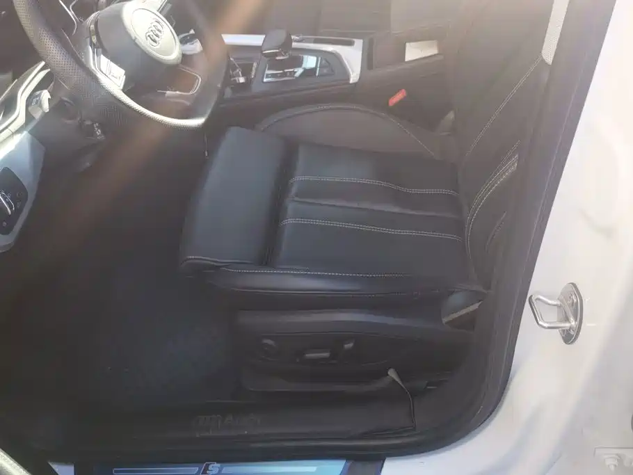 Audi A4L — миниатюра 9