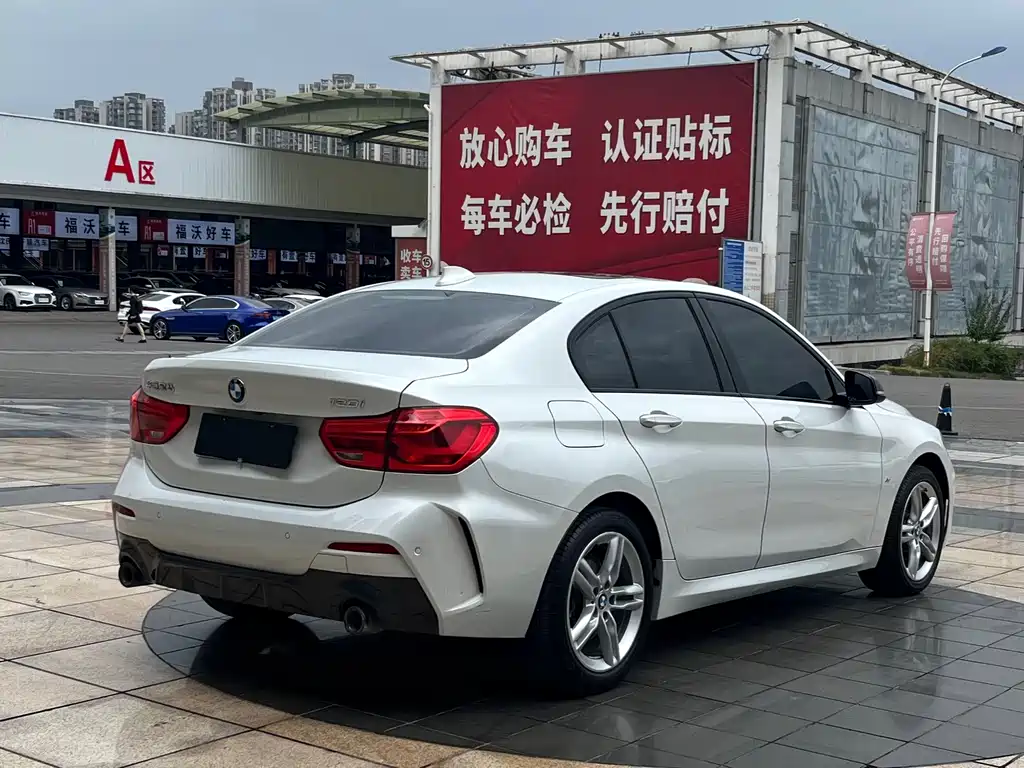 BMW 1 Series — миниатюра 16