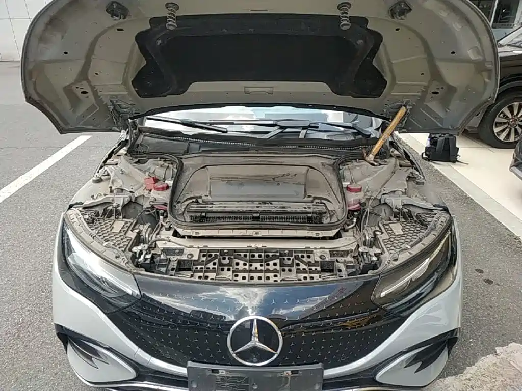 Mercedes-Benz EQE — миниатюра 20