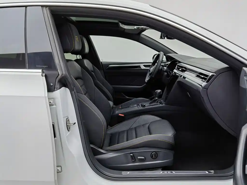 Volkswagen CC — миниатюра 23