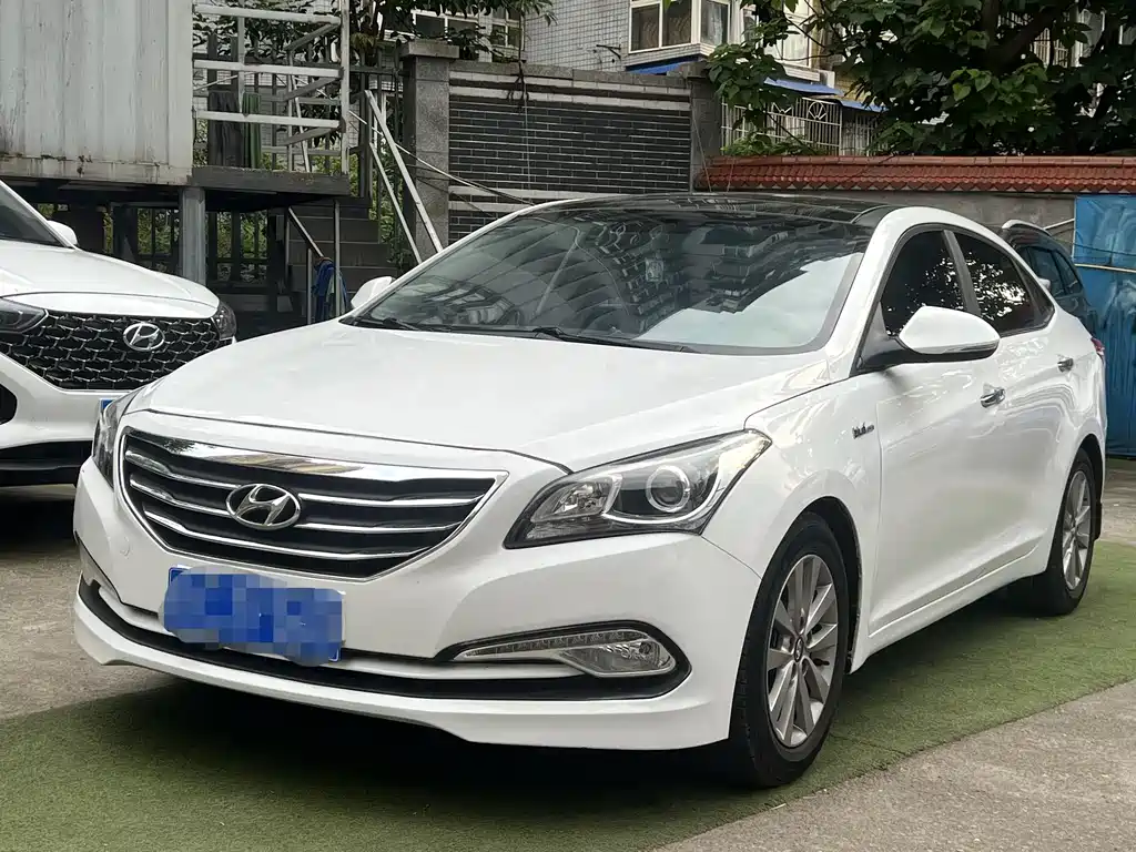 Купить Hyundai Mistra
