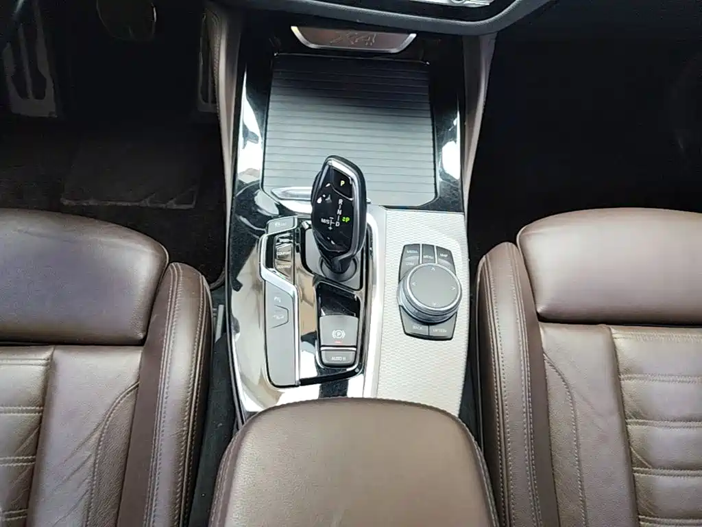 BMW X4 — миниатюра 14