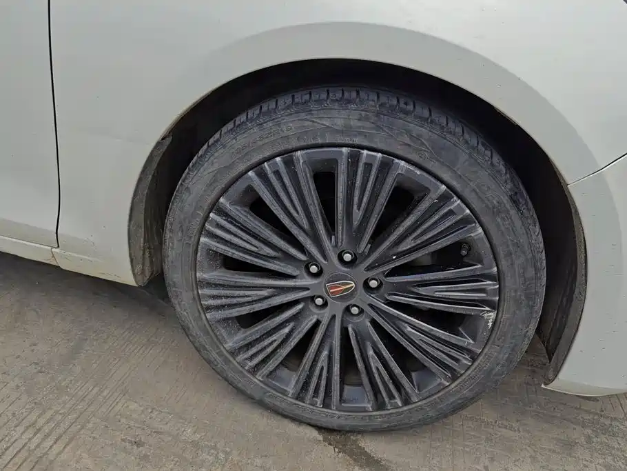 Hongqi Hongqi H5 — миниатюра 6