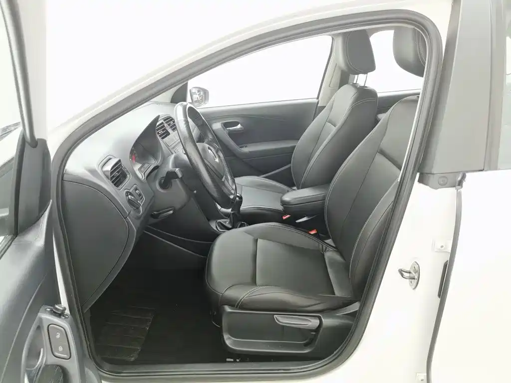 Volkswagen Polo — миниатюра 10