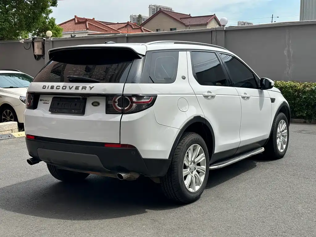 Land Rover Discovery Sport — миниатюра 8