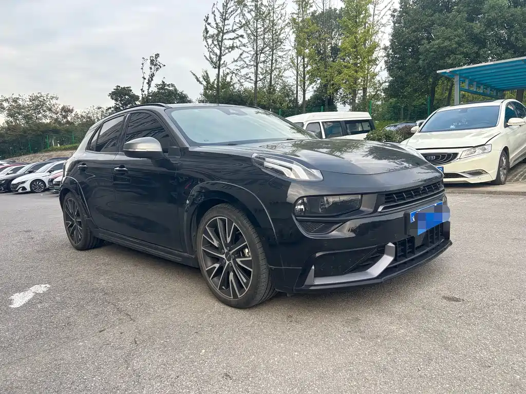 Lynk & Co 02 Hatchback — миниатюра 3