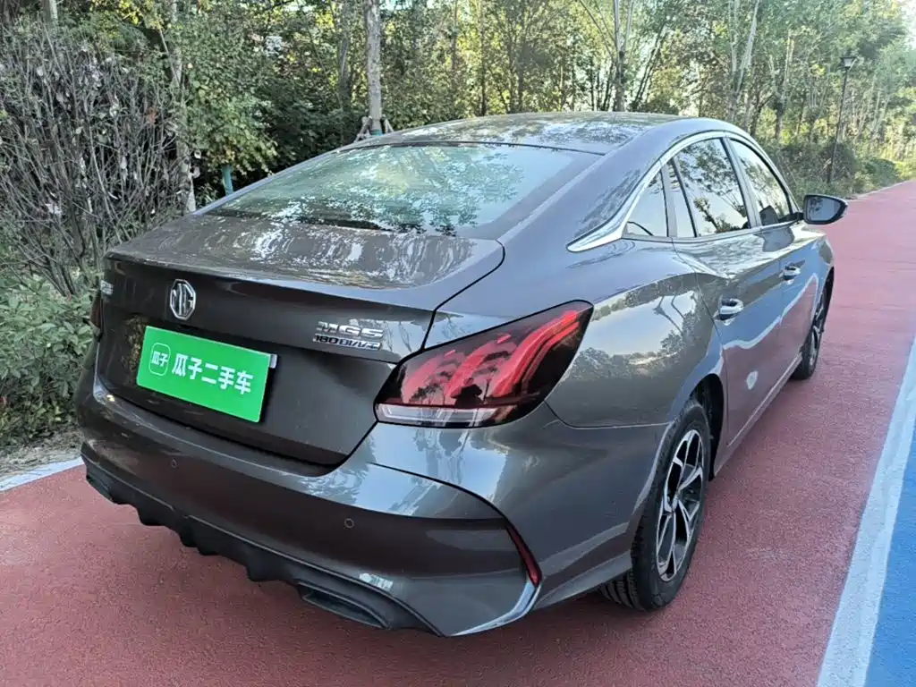 MG MG5 - фото 7