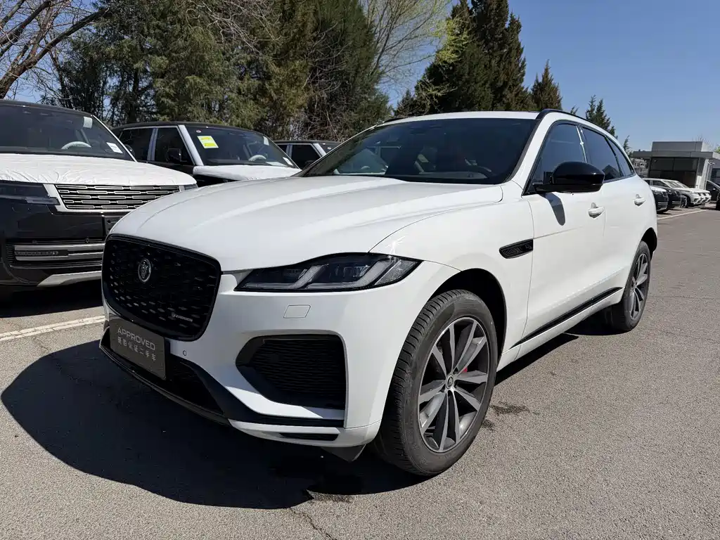 Jaguar F-PACE 2023