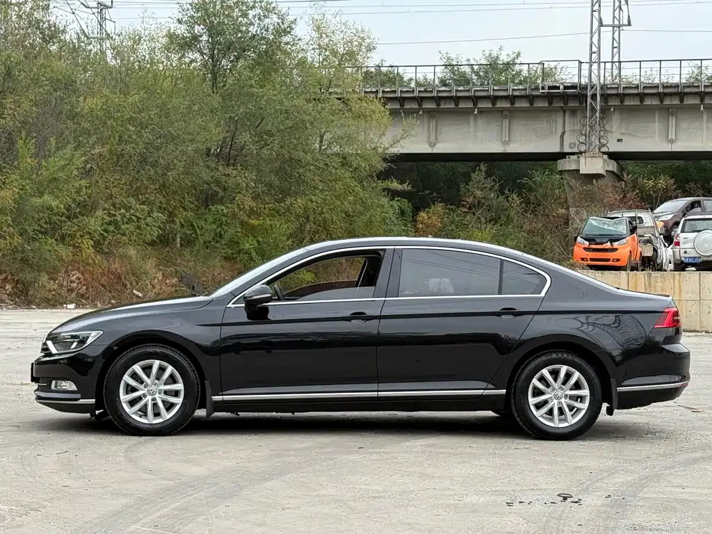 Volkswagen Magotan — миниатюра 3