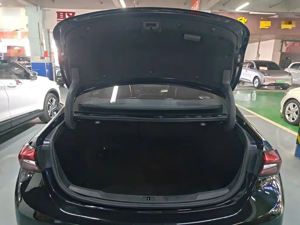Buick LaCrosse — миниатюра 19