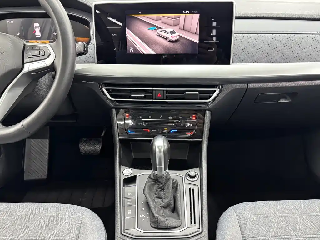 Volkswagen Lavida — миниатюра 12