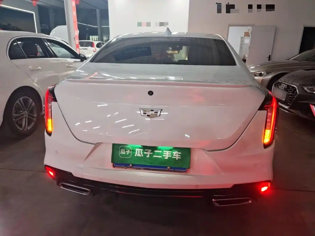 Cadillac CT4 — миниатюра 6