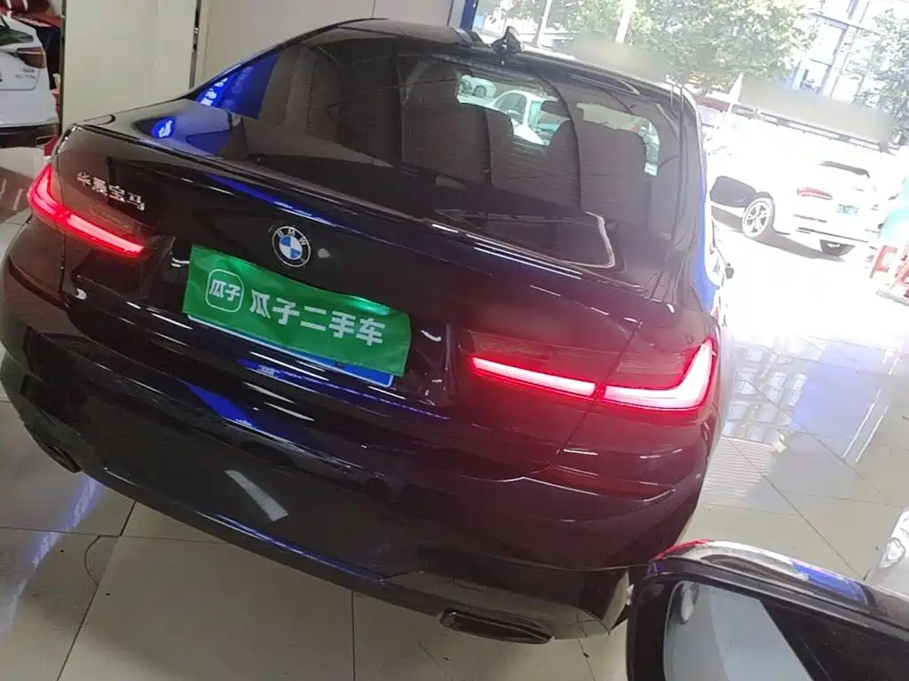BMW 3 Series — миниатюра 7