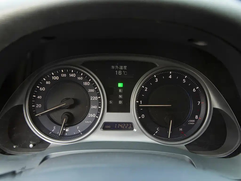Lexus IS — миниатюра 18