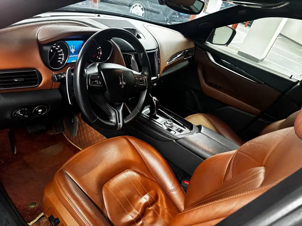 Maserati Levante — миниатюра 7