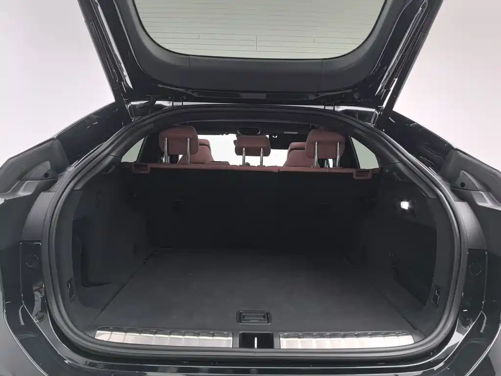 NIO EC6 — миниатюра 16
