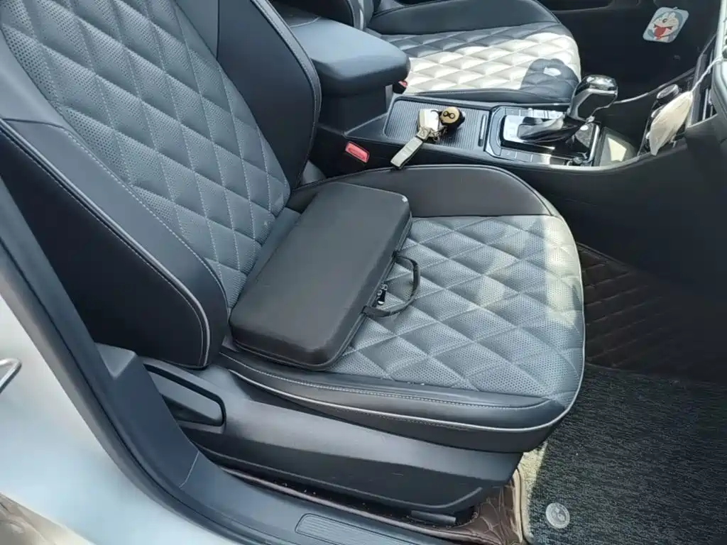 Volkswagen Sagitar — миниатюра 25
