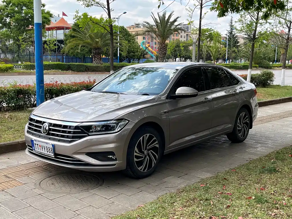 Volkswagen Sagitar 2021