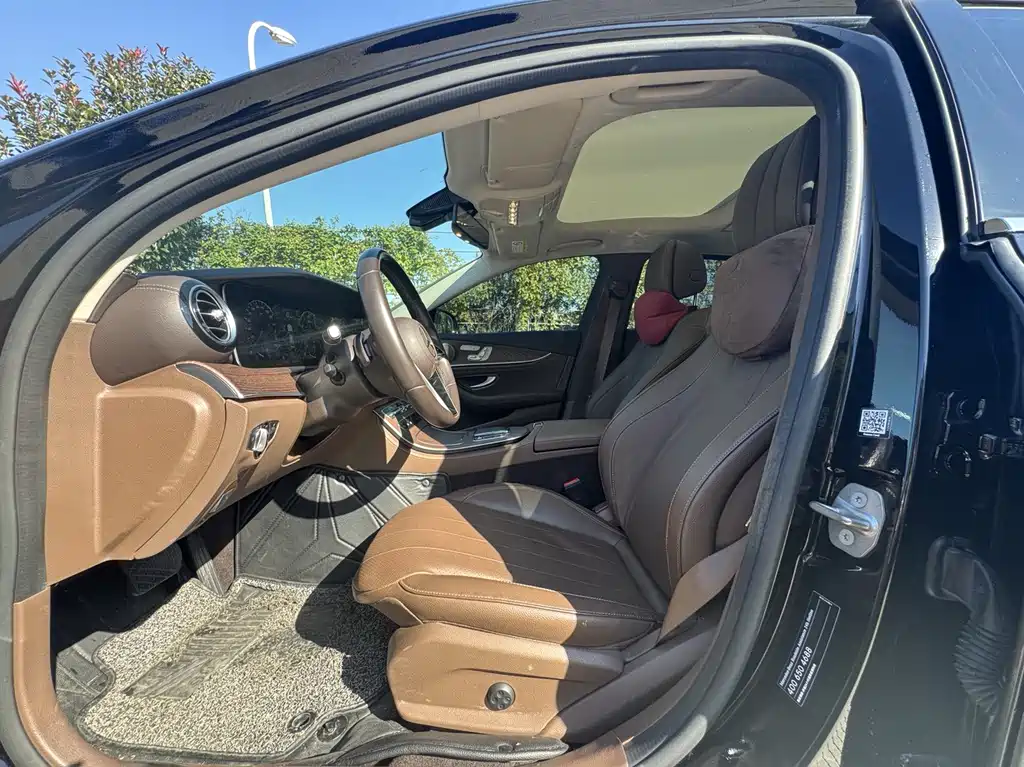 MERCEDES-BENZ E CLASS