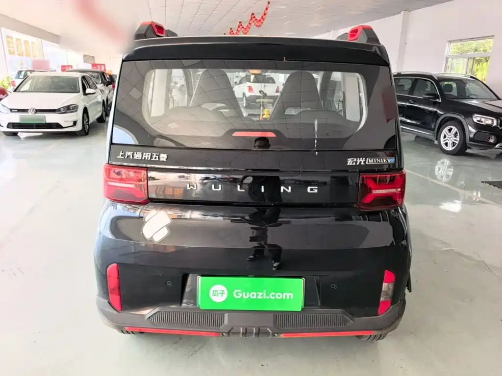 Wuling MINIEV — миниатюра 6
