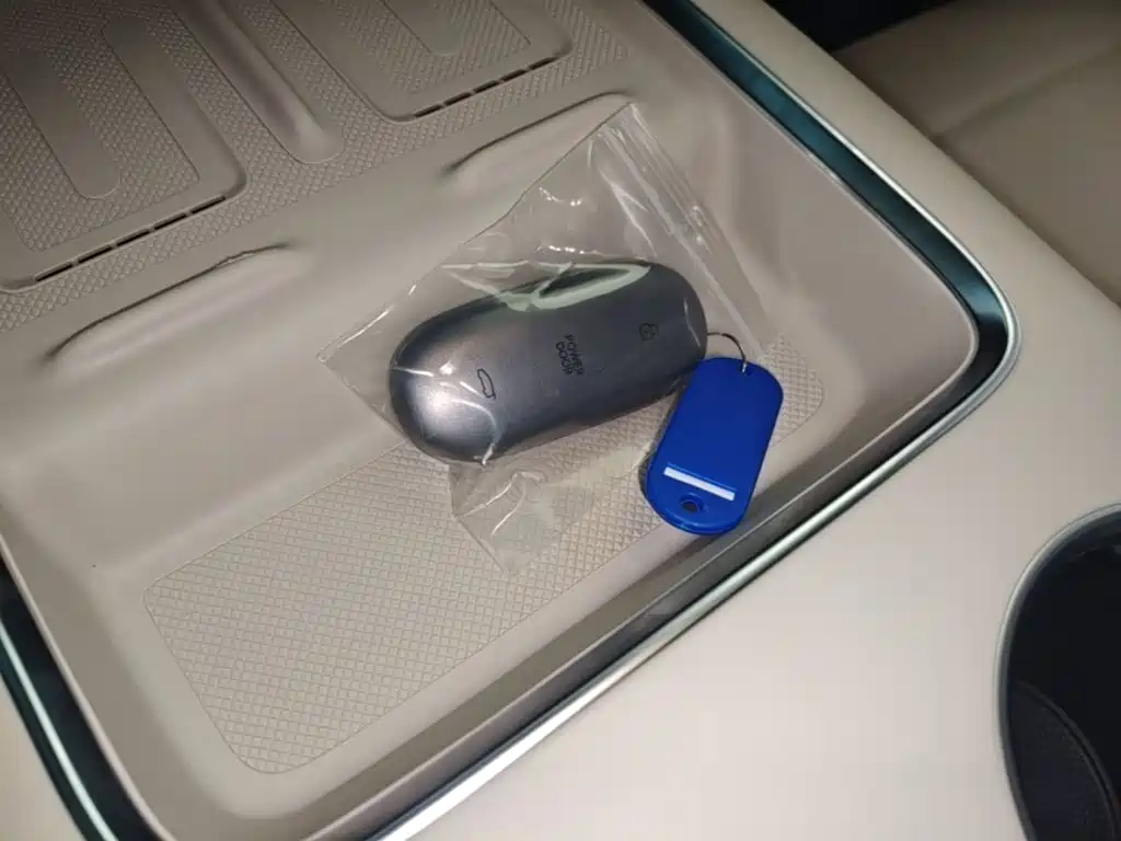 Li Auto Li MEGA — миниатюра 9