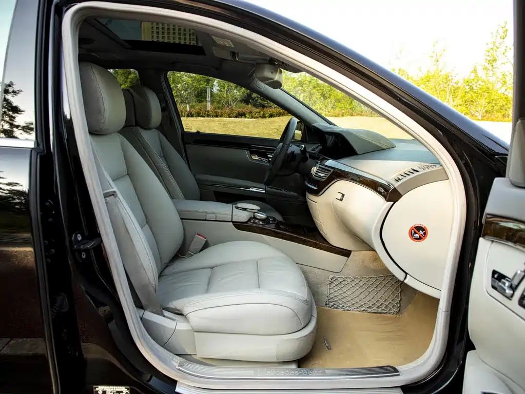 Mercedes-Benz S-Class — миниатюра 14