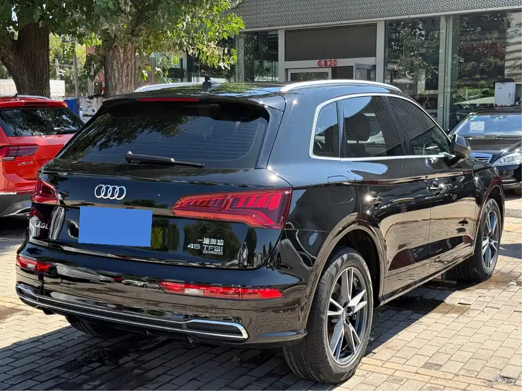 Audi Q5L — миниатюра 16