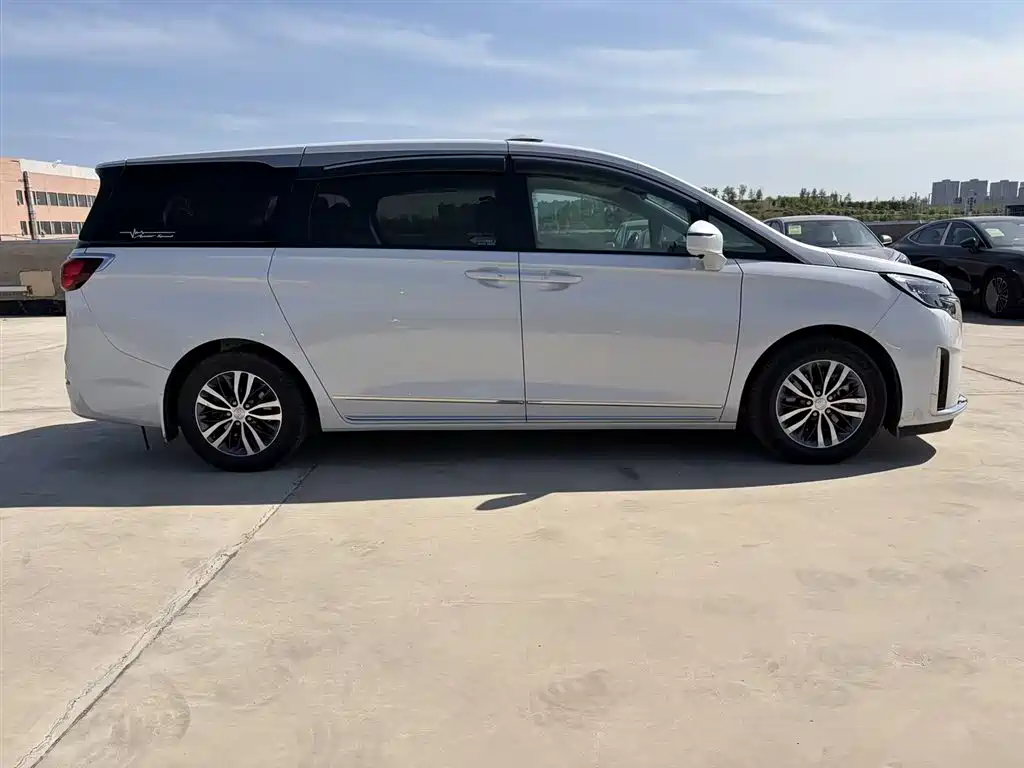 Buick GL8 2023 ES Comfort