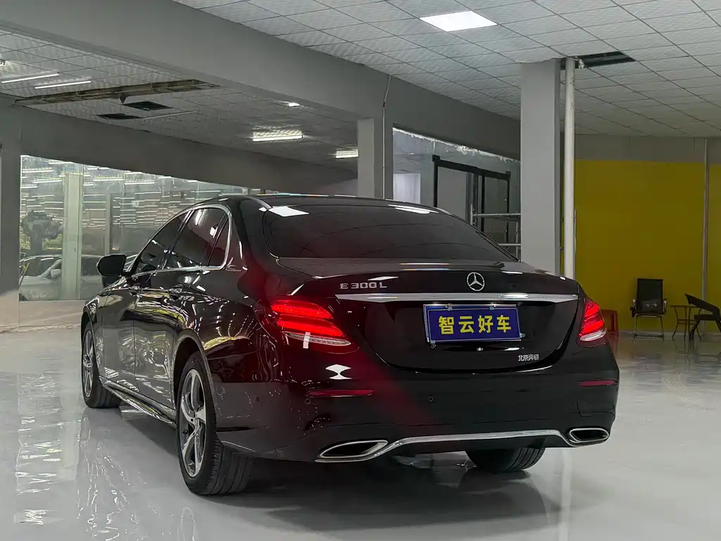 Mercedes-Benz E-Class E 2019 E 300 L Sport Fashion