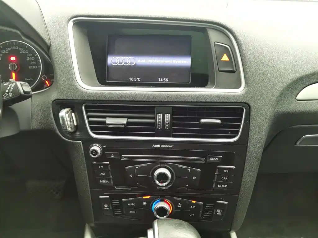 Audi Q5 — миниатюра 12