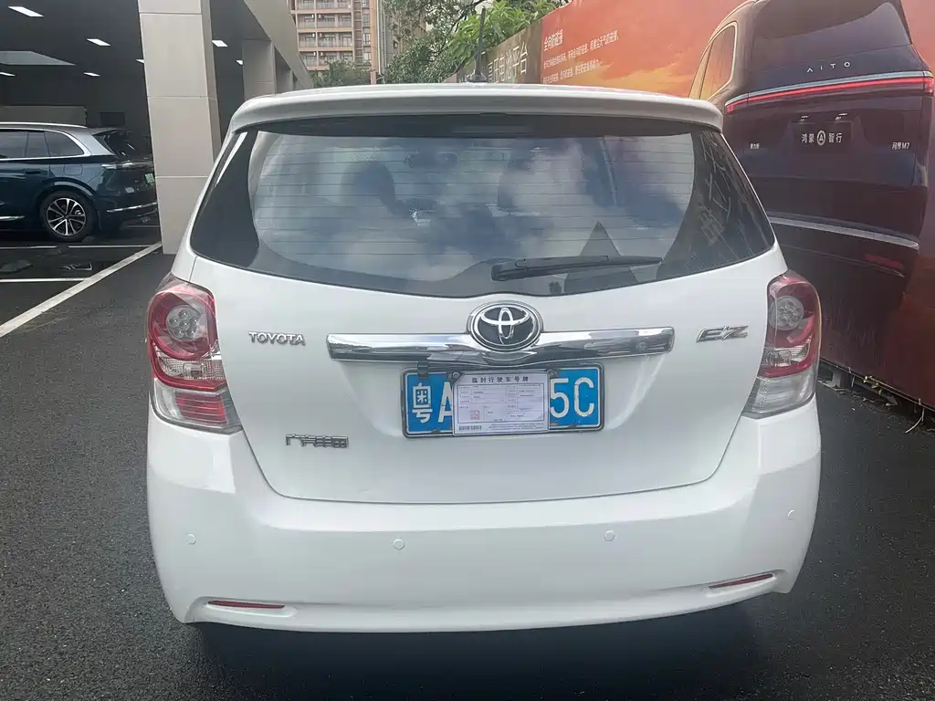 Toyota Verso — миниатюра 6