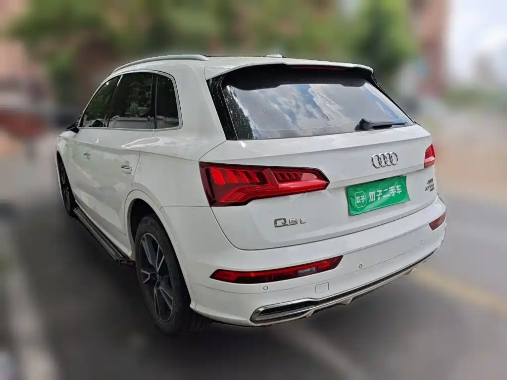Audi Q5L — миниатюра 25