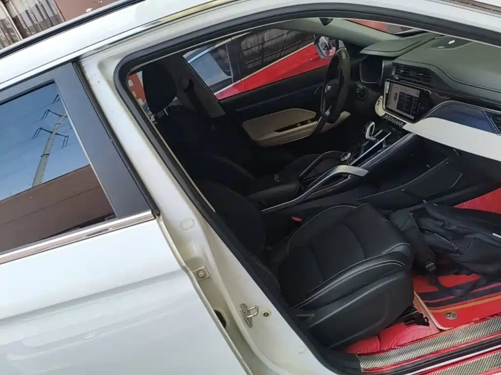 Geely Boyue — миниатюра 25