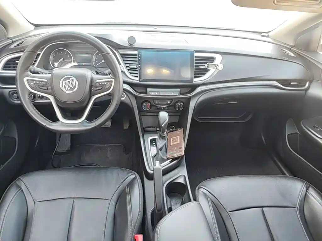 Buick Excelle — миниатюра 10