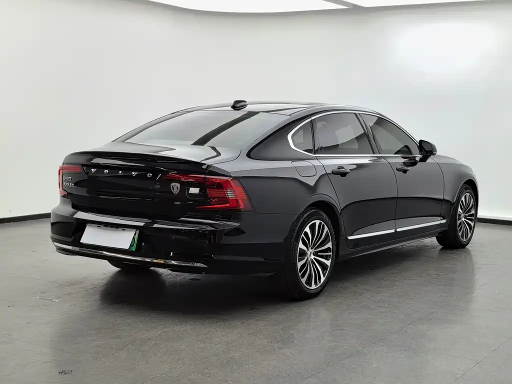 Volvo S90 PHEV — миниатюра 4