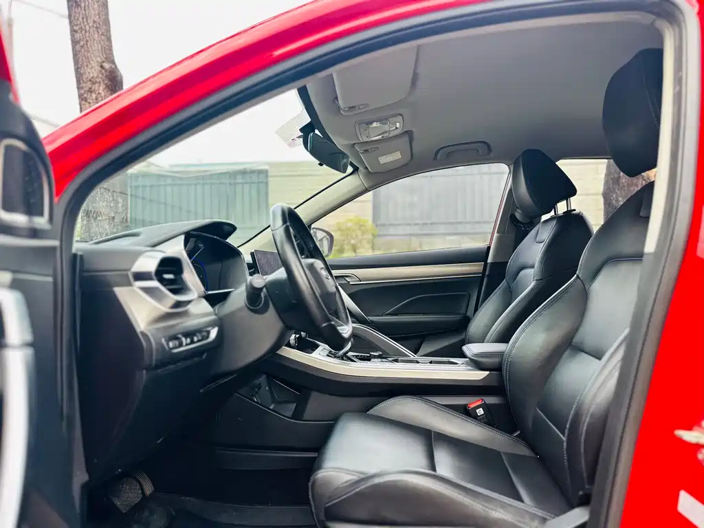 Geely Binyue NEV — миниатюра 7