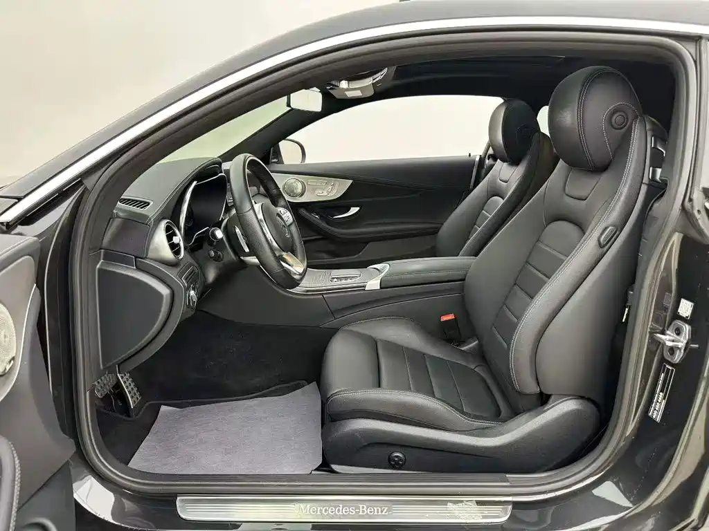 Mercedes-Benz C-Class (Import) — миниатюра 3