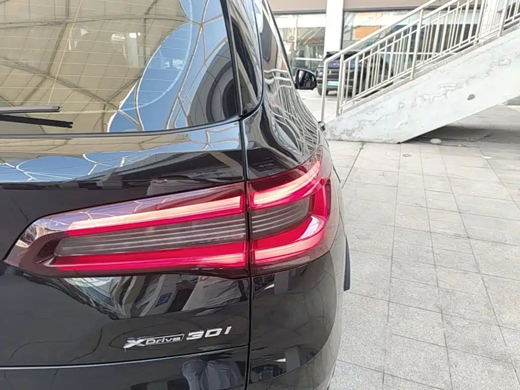 BMW X5 (Import) — миниатюра 8