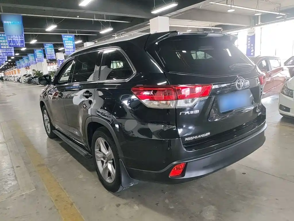 Toyota Highlander — миниатюра 5