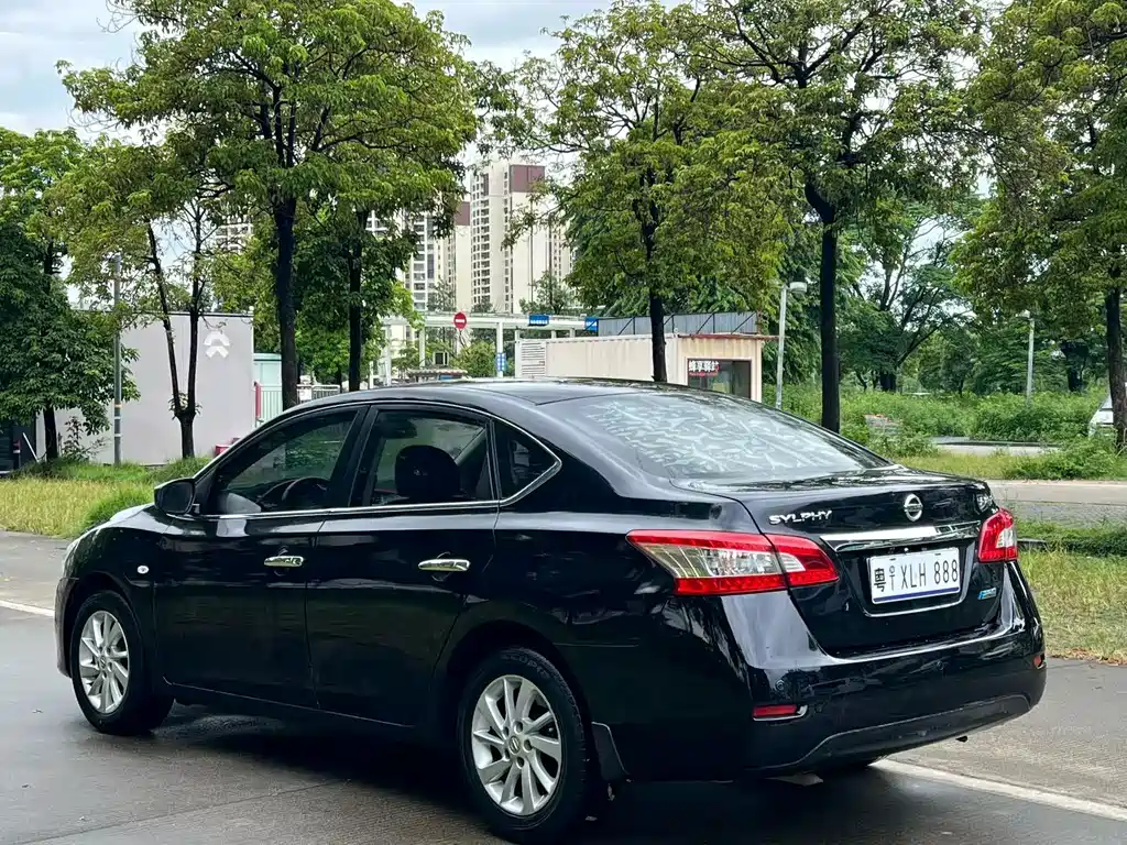 Nissan Sylphy — миниатюра 9