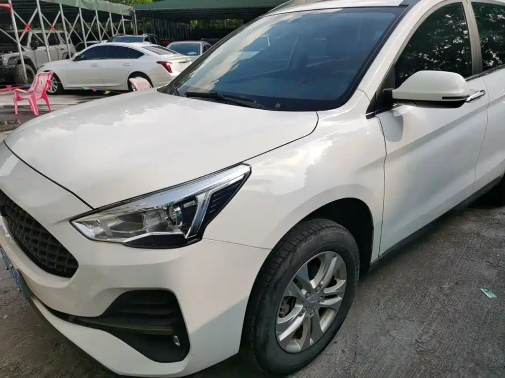 Haval M6