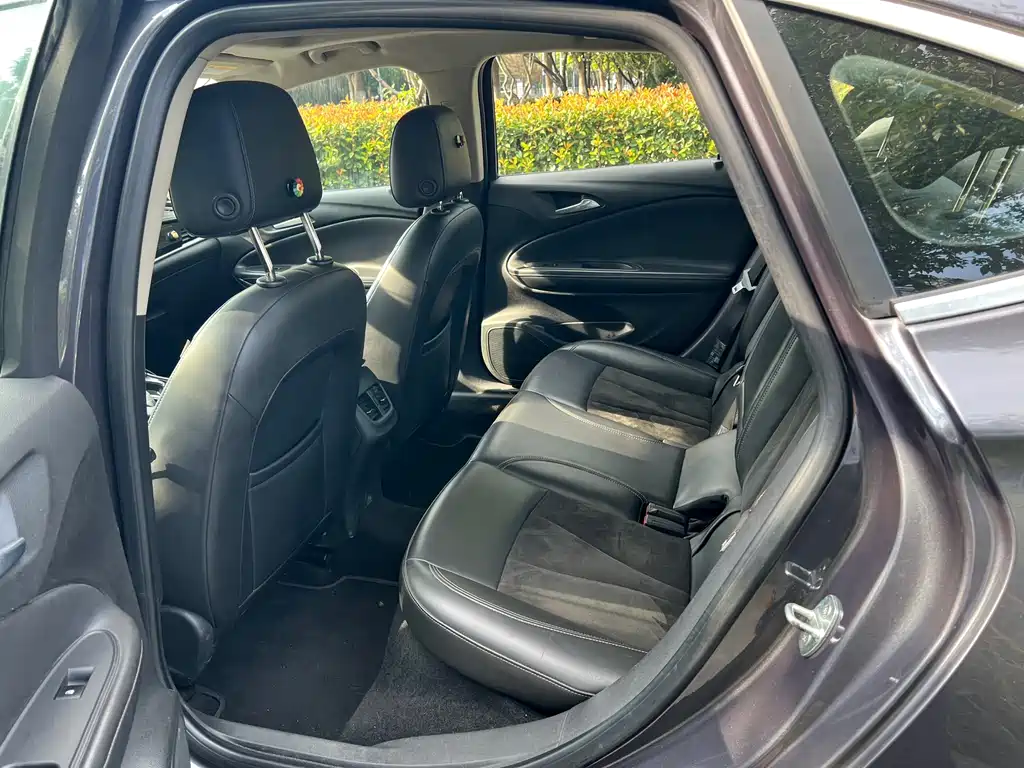 Buick Verano — миниатюра 15
