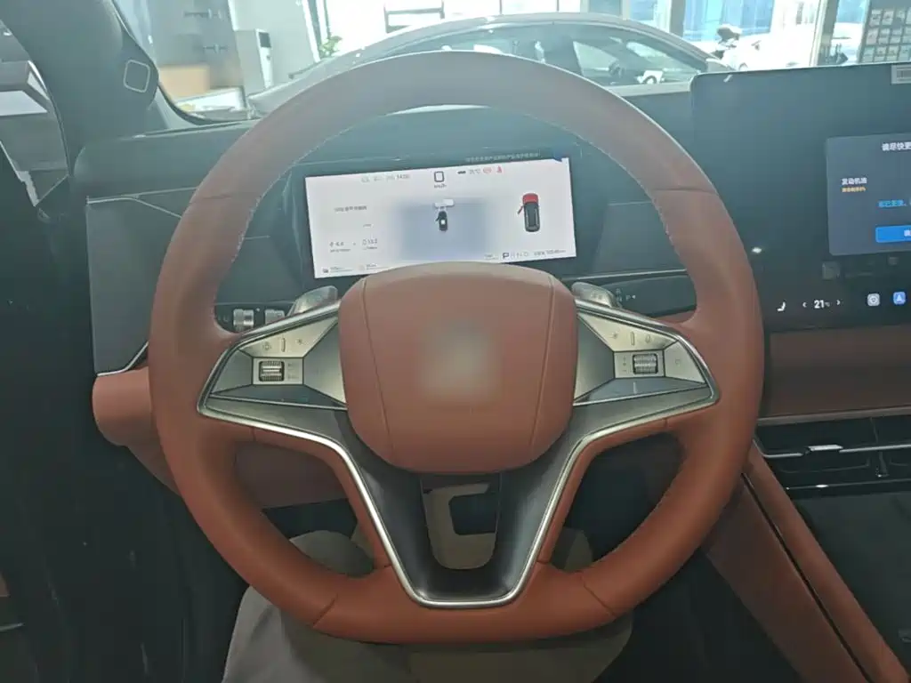 BYD Tang L — миниатюра 11