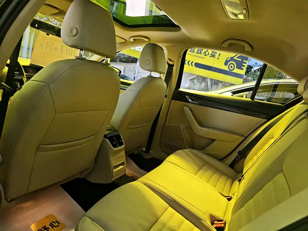 Skoda Octavia — миниатюра 7