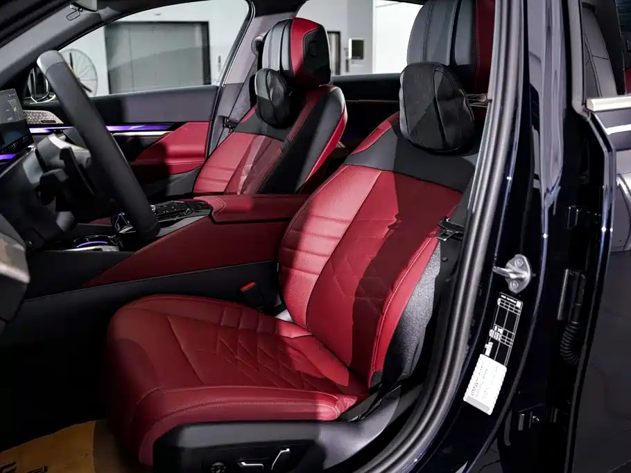 BMW 5 Series — миниатюра 17