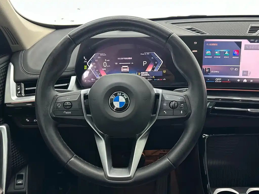BMW X1 — миниатюра 11