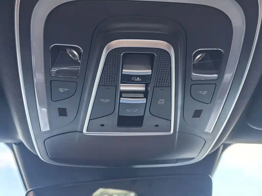 BYD Tang New Energy — миниатюра 9