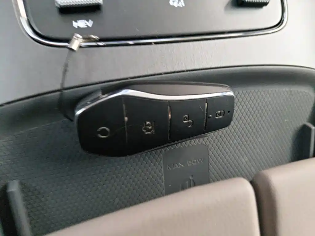 BYD Tang New Energy — миниатюра 13